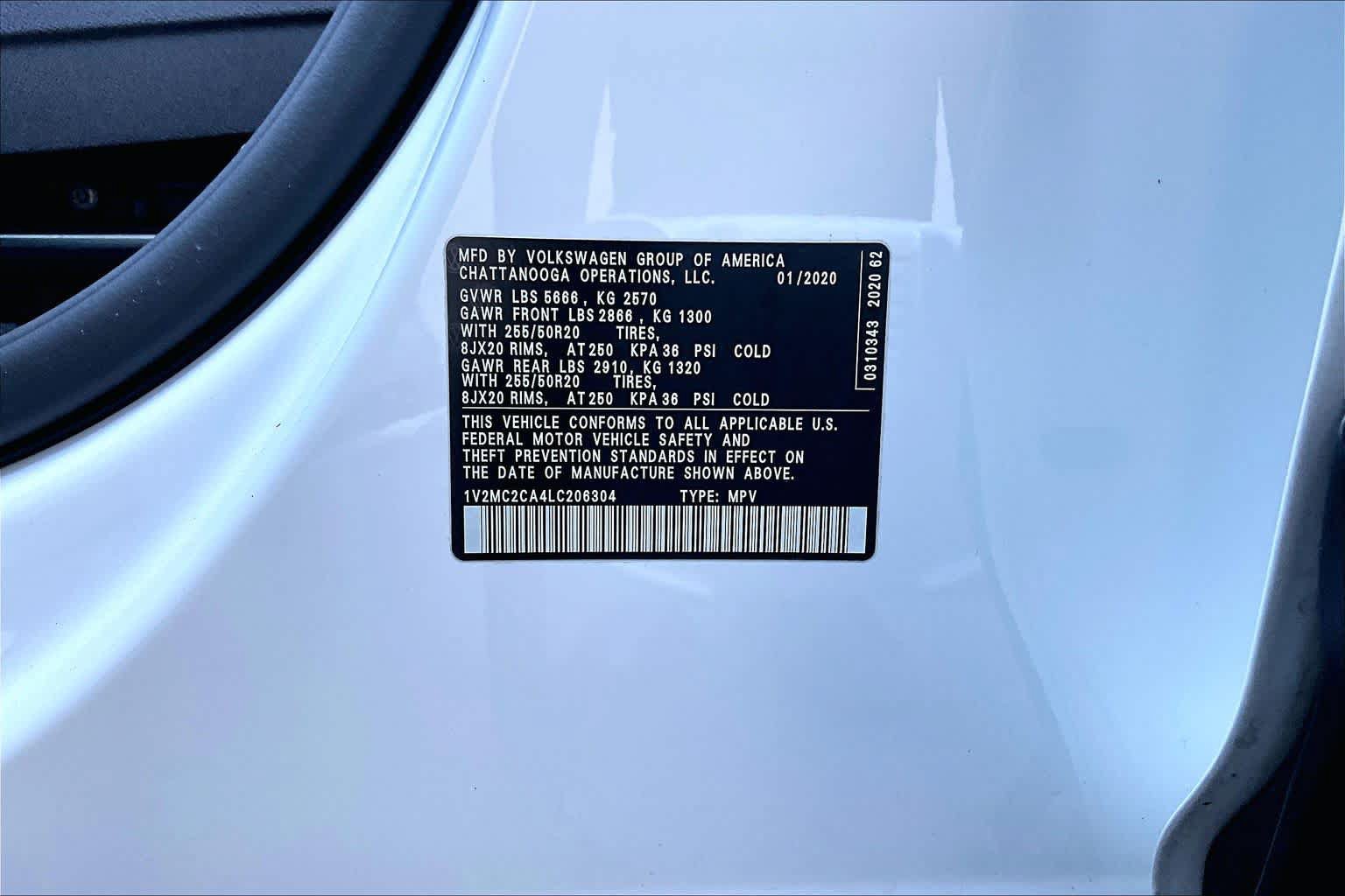 Used 2020 Volkswagen Atlas Cross Sport SEL AWD/4WD image 34