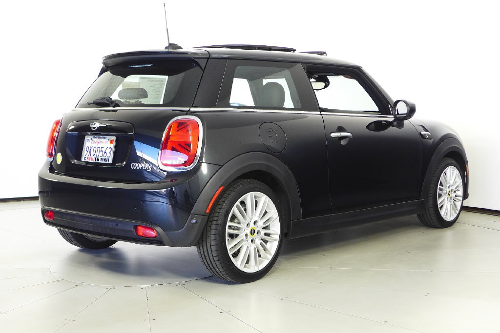 Certified 2024 MINI Cooper SE FWD image 7