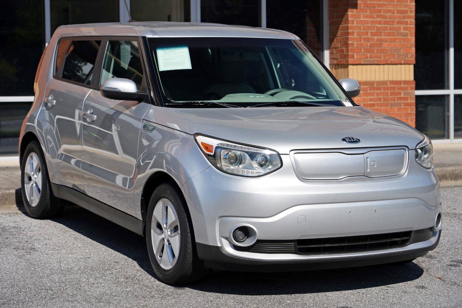 Used 2016 Kia Soul EV FWD image 49