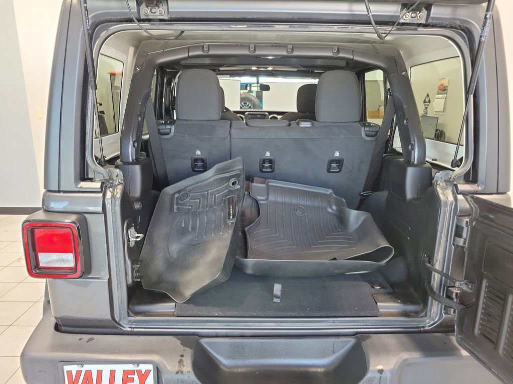 Used 2021 Jeep Wrangler Unlimited Sport AWD/4WD image 13