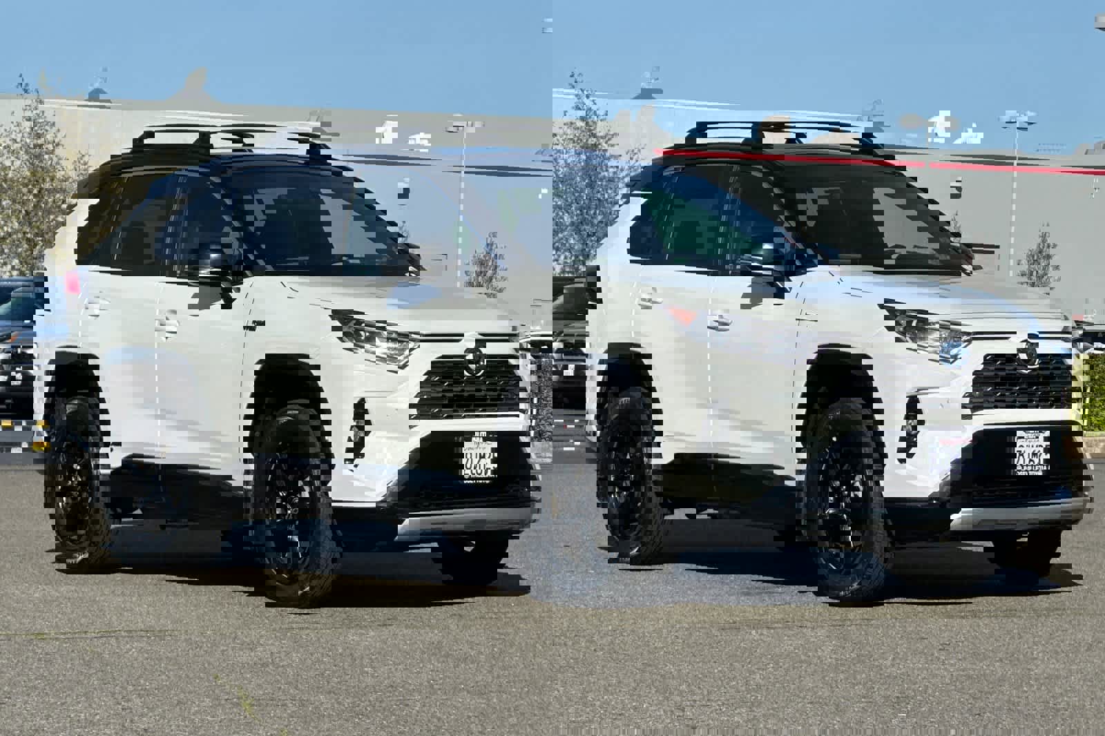 Used 2021 Toyota RAV4 XSE image 5