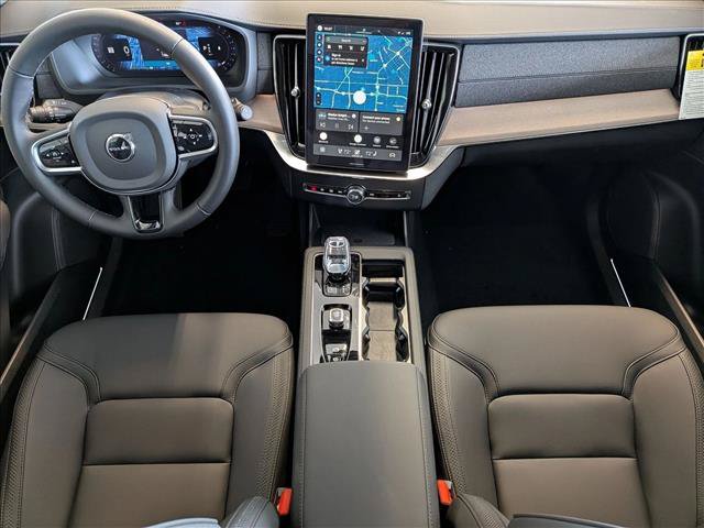 New 2026 Volvo XC90 B5 Core AWD/4WD image 16