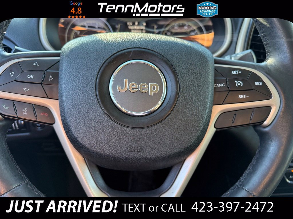 Used 2015 Jeep Cherokee Latitude w/ Comfort/Convenience Group FWD image 17