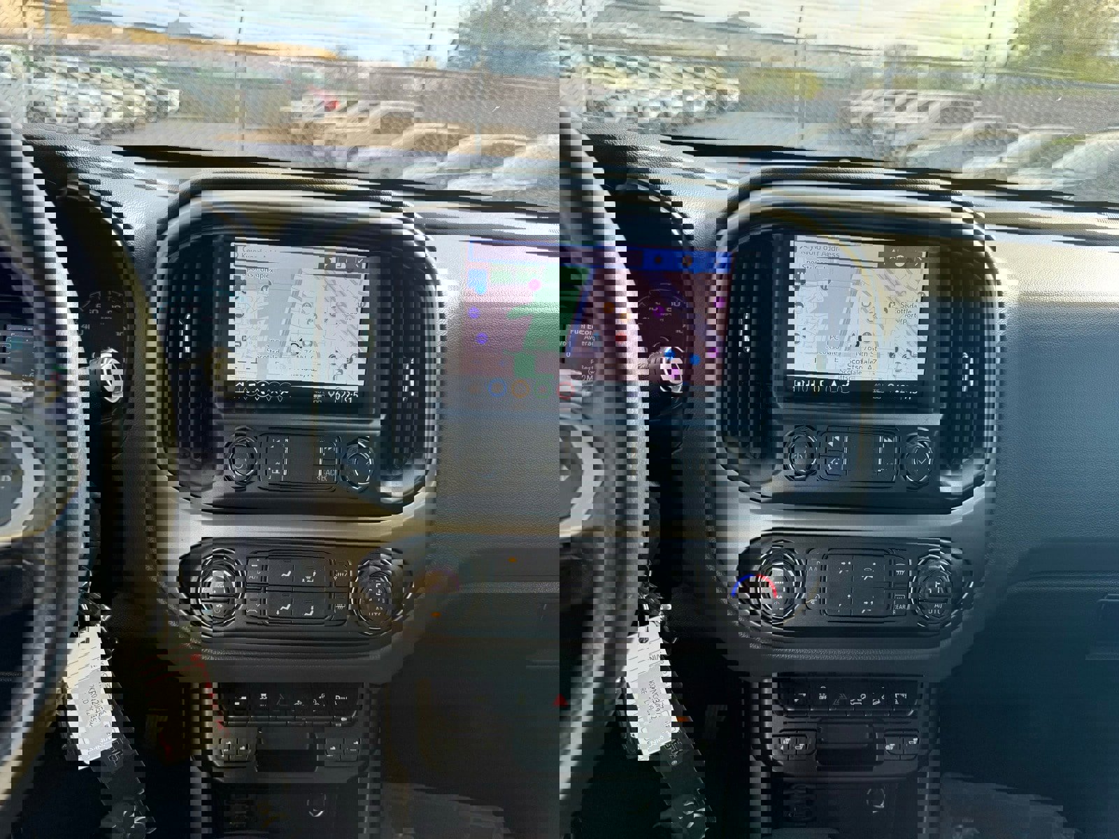 Used 2020 Chevrolet Colorado Z71 image 18