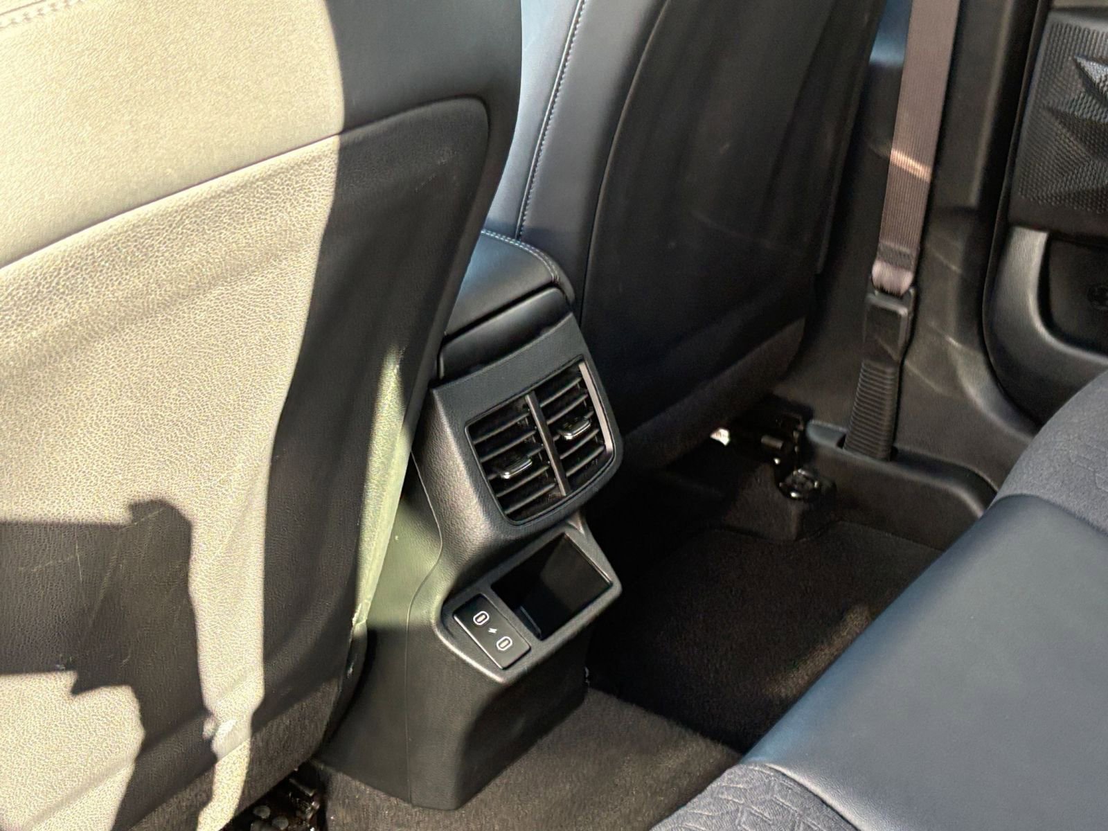 Used 2025 Kia Seltos S FWD image 22