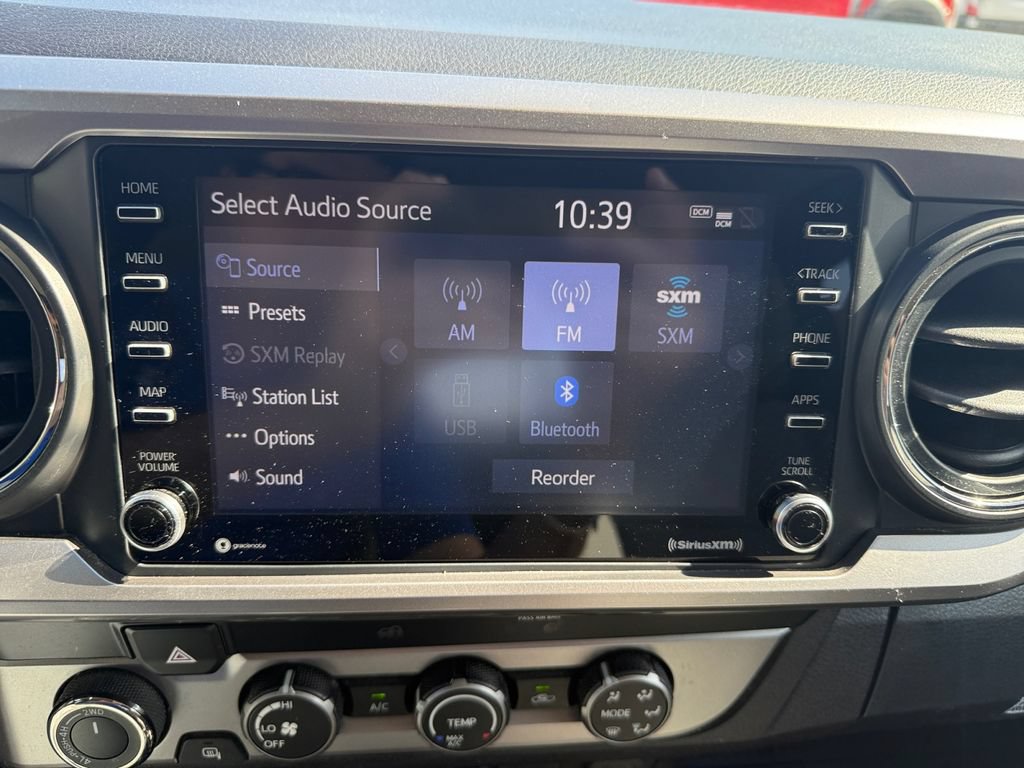 Used 2022 Toyota Tacoma SR5 w/ SR5 Appearance Package (SM) AWD/4WD image 17