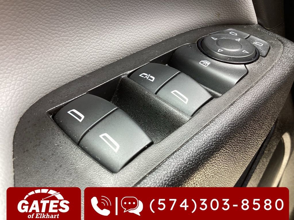 Used 2023 Chevrolet Equinox LT image 21