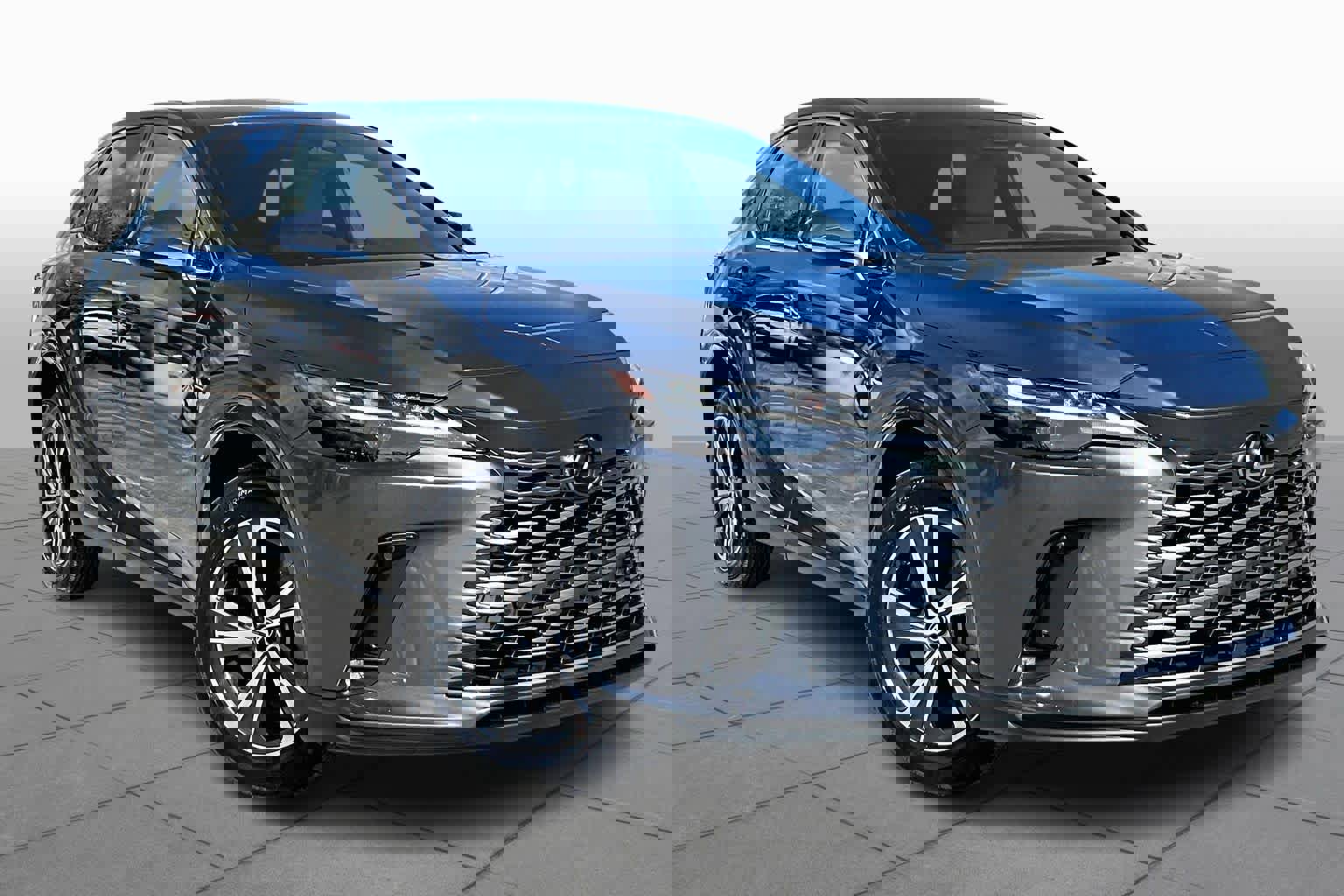 Used 2025 Lexus RX 350 FWD w/ Technology Package image 3