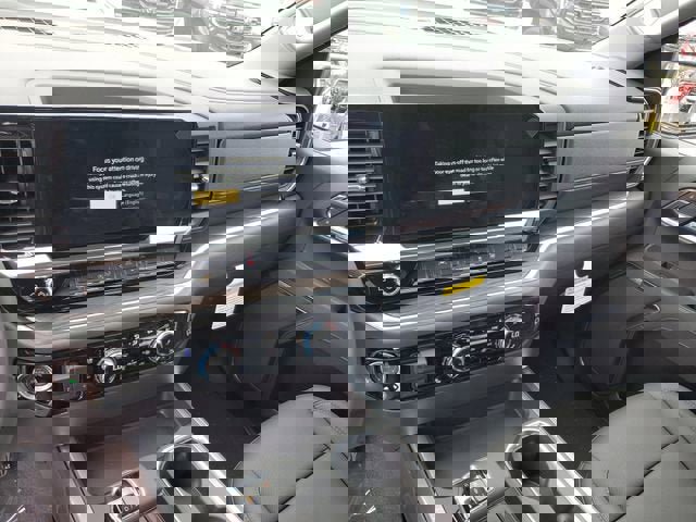 New 2026 GMC Sierra 1500 SLT w/ SLT Premium Package RWD image 28