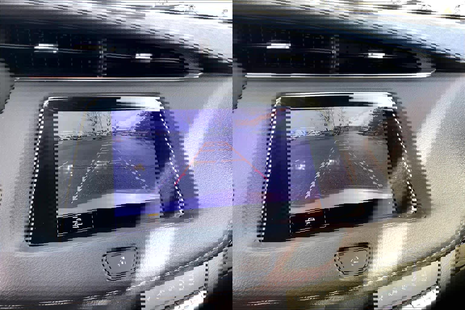 Used 2023 Cadillac XT4 Premium Luxury w/ Technology Package image 26