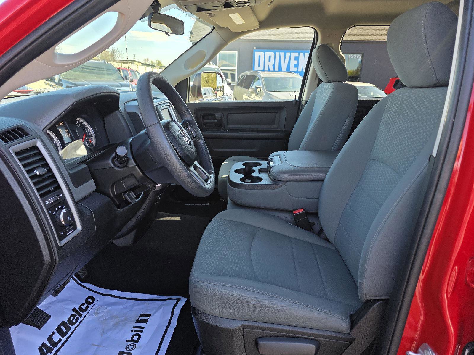 Used 2018 RAM 1500 Express w/ Express Value Package image 9