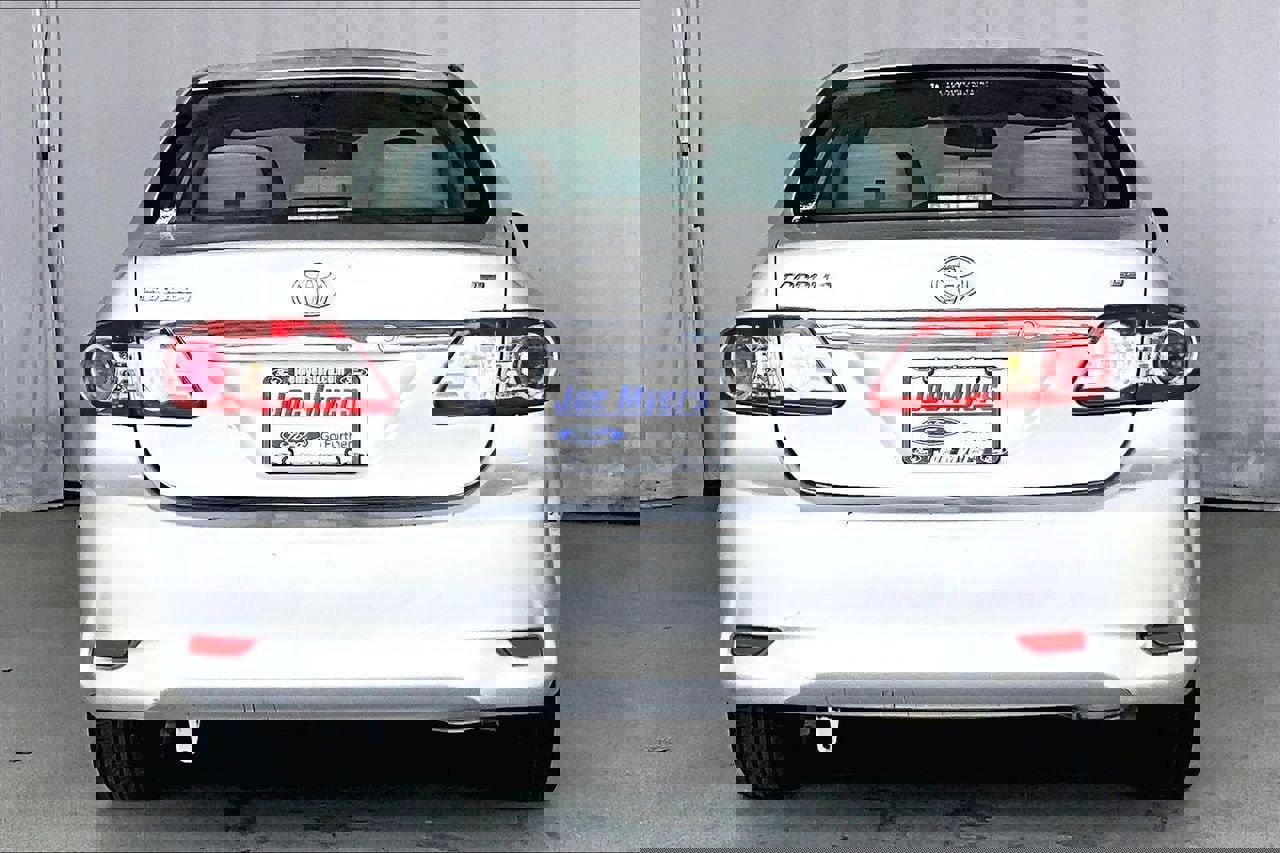 Used 2012 Toyota Corolla LE FWD image 4