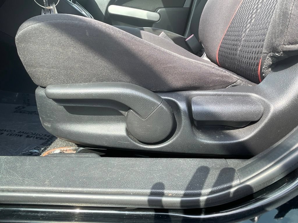 Used 2011 MAZDA MAZDA2 Touring FWD image 14