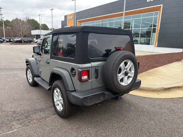 Used 2022 Jeep Wrangler Sport S image 3