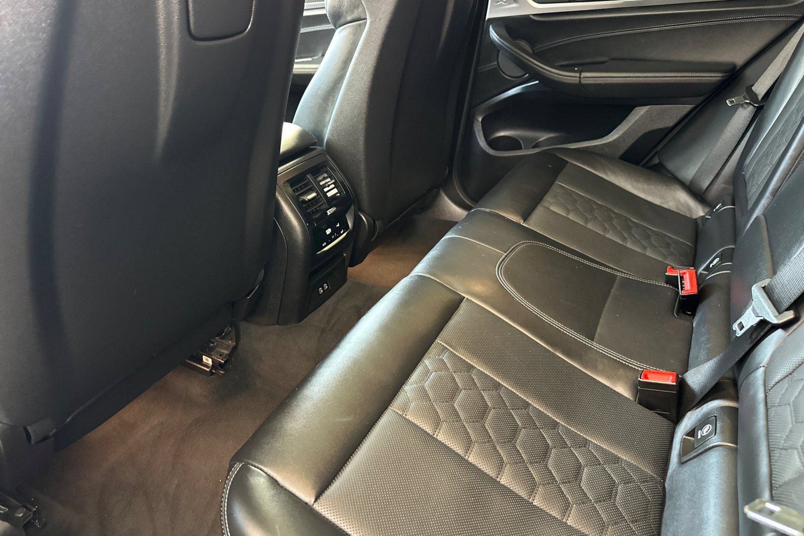 Used 2021 BMW X4 M AWD/4WD image 12