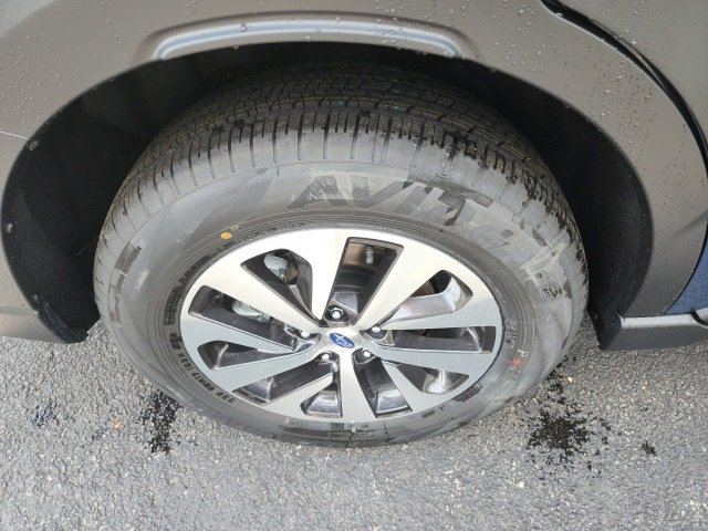 Certified 2025 Subaru Outback Premium image 22