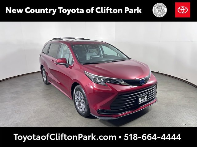Used 2024 Toyota Sienna LE
