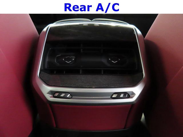 Used 2025 BMW 740i image 42