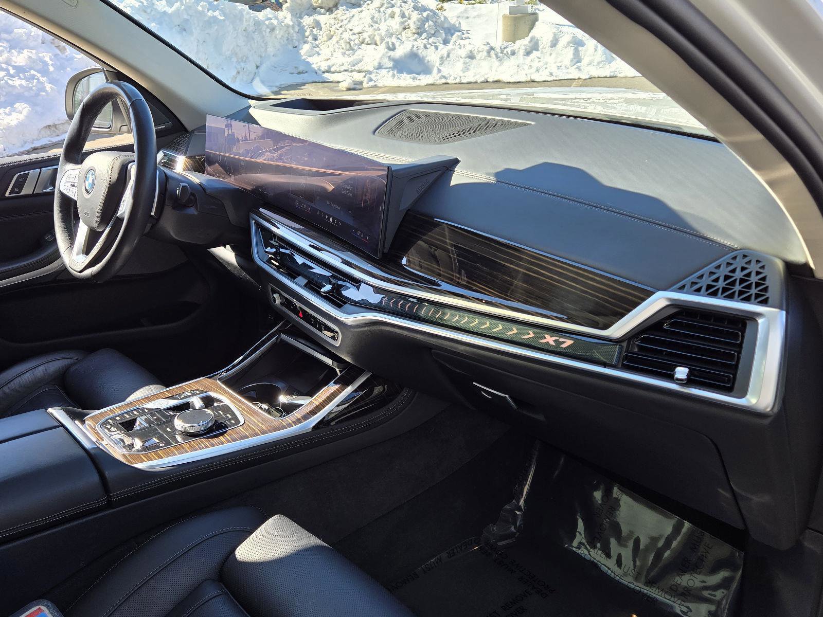 Used 2025 BMW X7 xDrive40i image 18