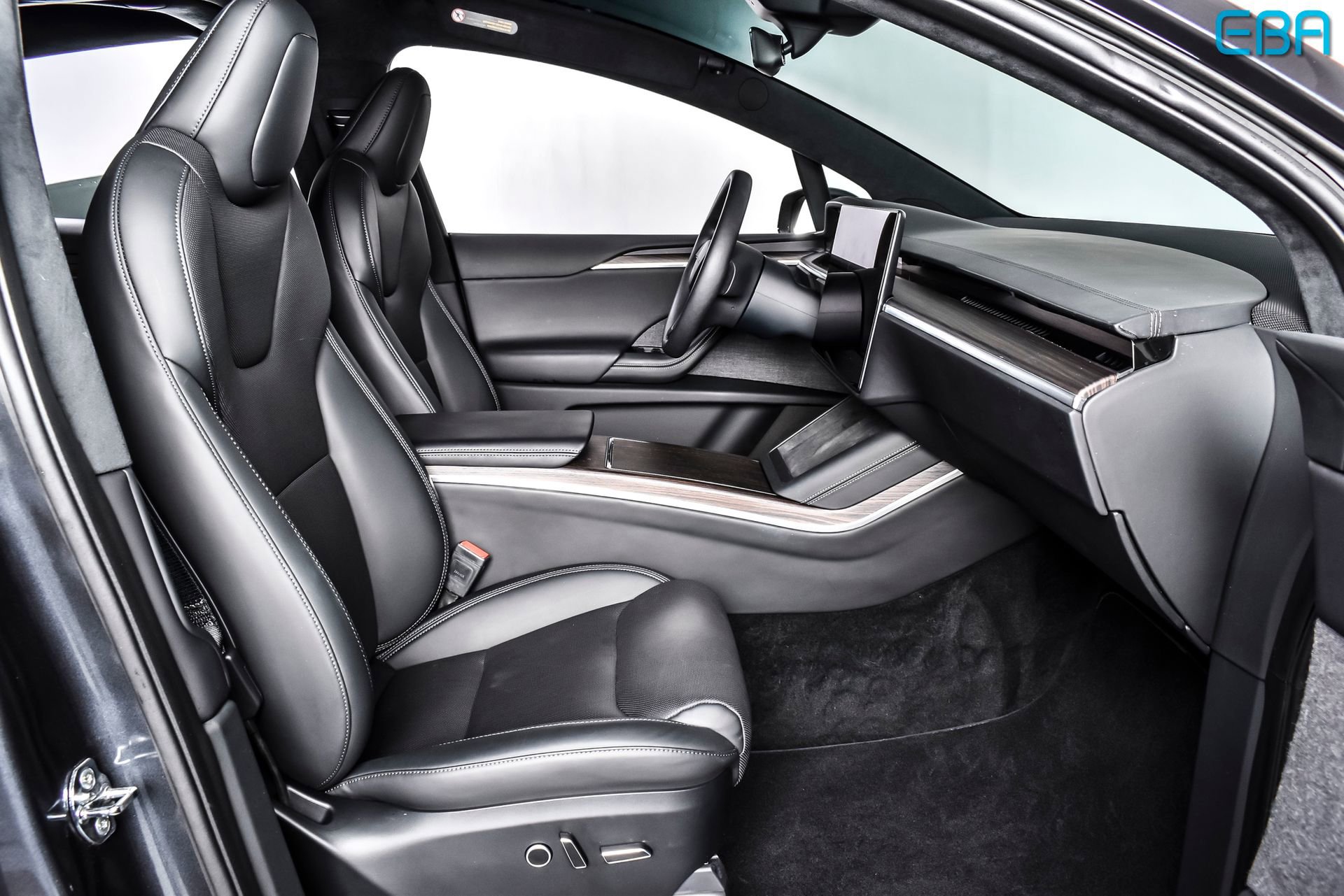 Used 2024 Tesla Model X image 26