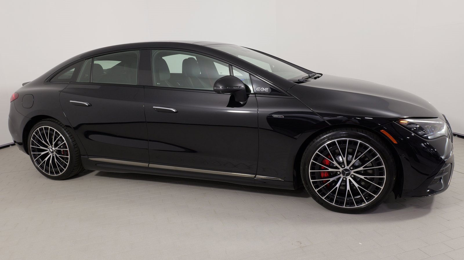 Used 2023 Mercedes-Benz EQE AMG AMG EQE image 23