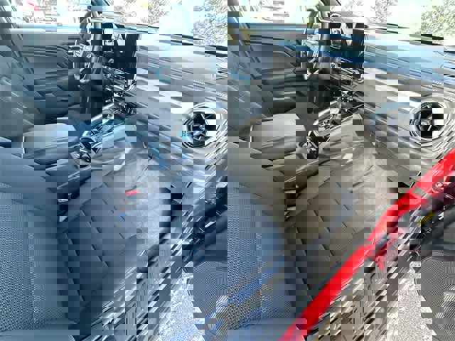 Used 2023 Chevrolet Colorado LT image 20