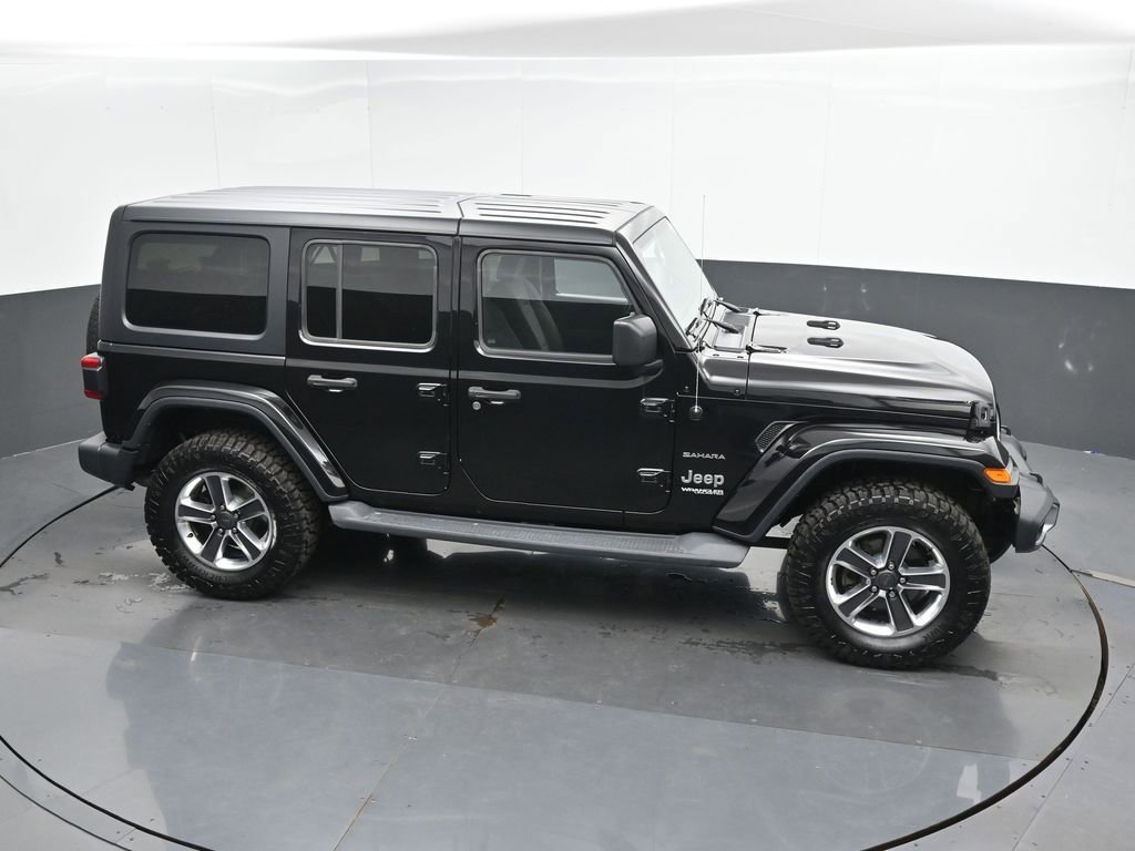 Used 2019 Jeep Wrangler Unlimited Sahara w/ Dual Top Group image 39