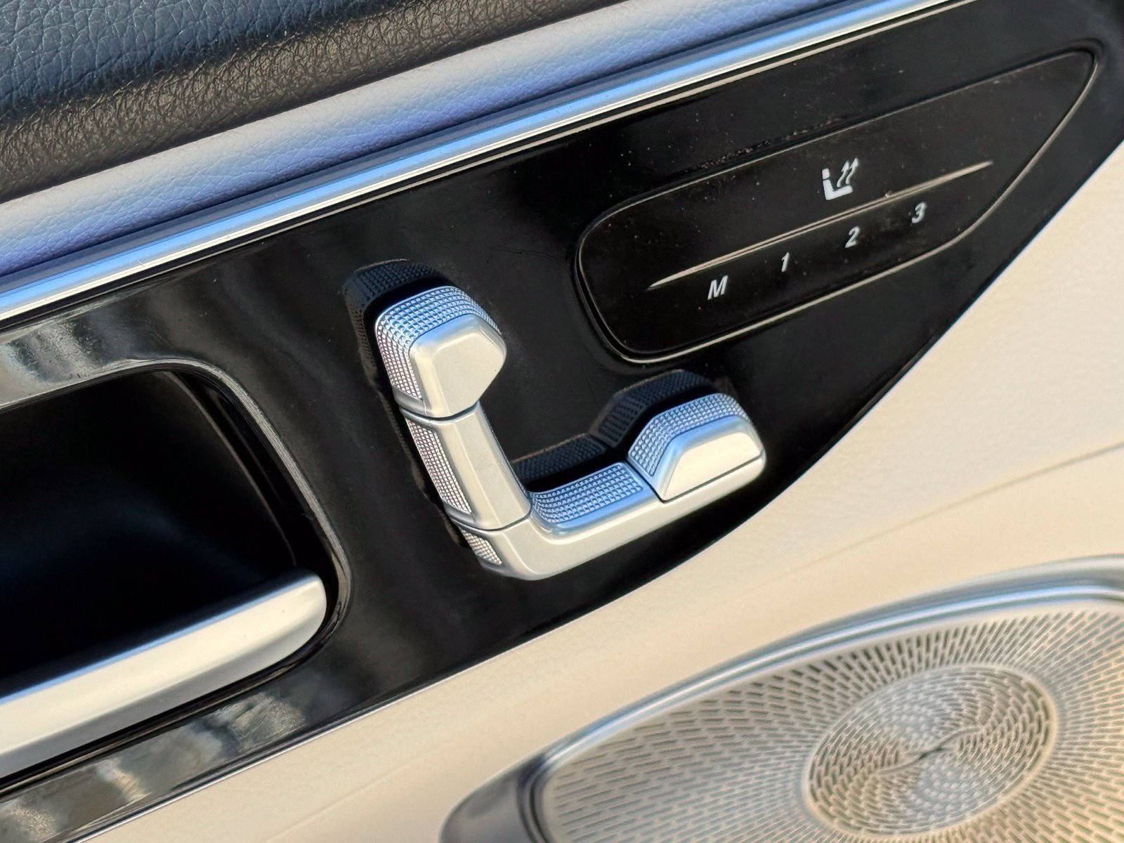 Used 2024 Mercedes-Benz C 300 Sedan image 22