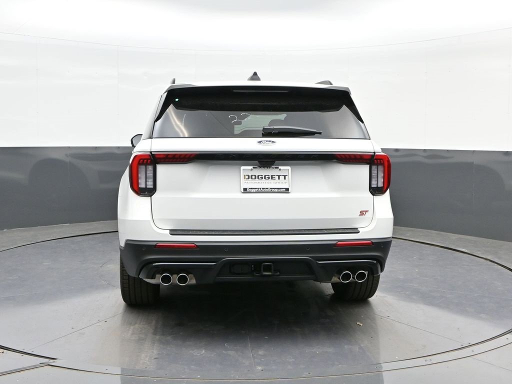 New 2026 Ford Explorer ST w/ Sun And Sound Package image 8
