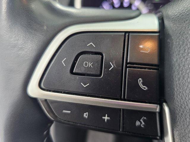 Used 2022 Toyota Highlander XSE image 17