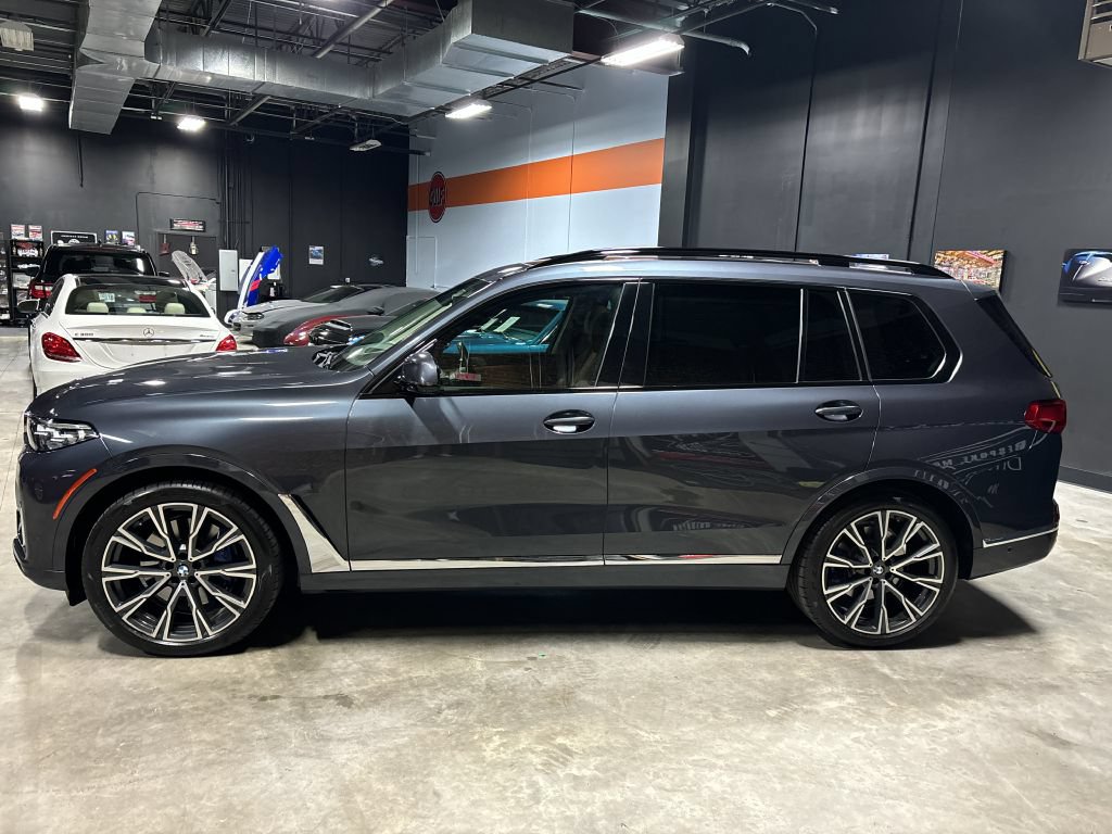 Used 2021 BMW X7 xDrive40i w/ Premium Package AWD/4WD image 5
