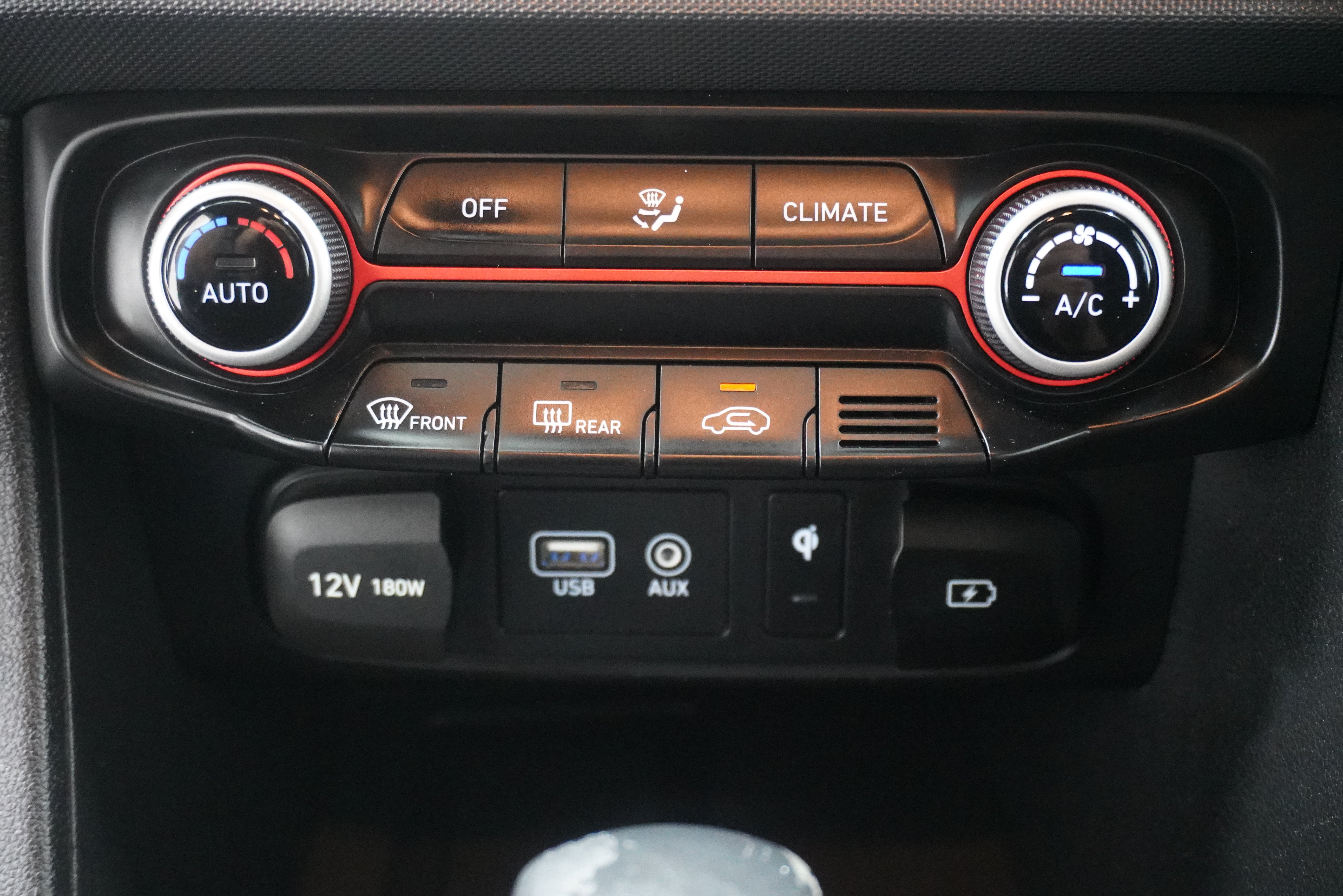 Used 2020 Hyundai Veloster 2.0 Premium FWD image 20