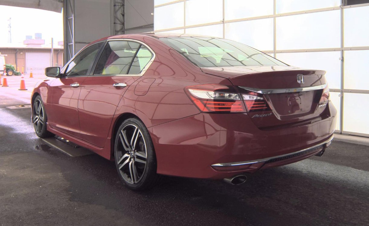 Used 2017 Honda Accord Sport image 5