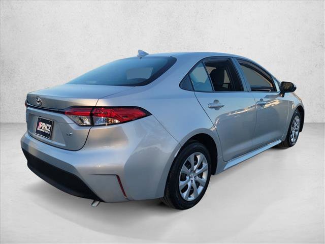 Used 2025 Toyota Corolla LE FWD image 5