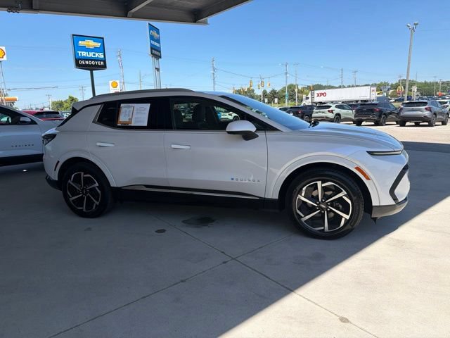 Used 2024 Chevrolet Equinox EV LT AWD/4WD image 9
