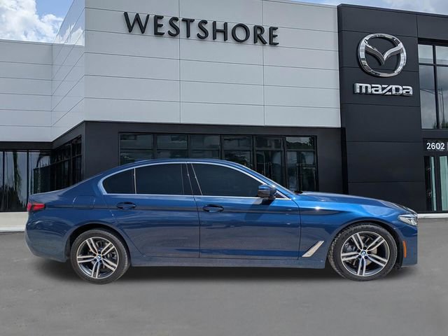 Used 2021 BMW 530i xDrive w/ Convenience Package AWD/4WD image 2