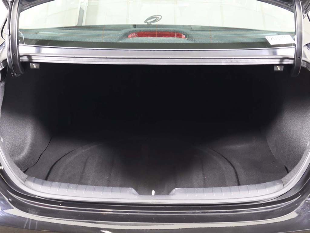 Used 2023 Kia Forte LXS image 17