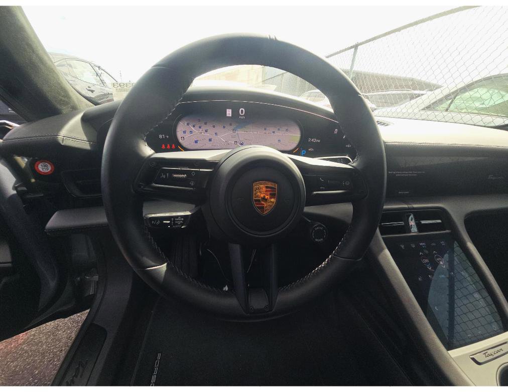 Used 2022 Porsche Taycan GTS AWD/4WD image 9