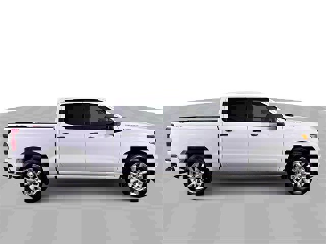 Used 2023 Chevrolet Silverado 1500 Custom image 9