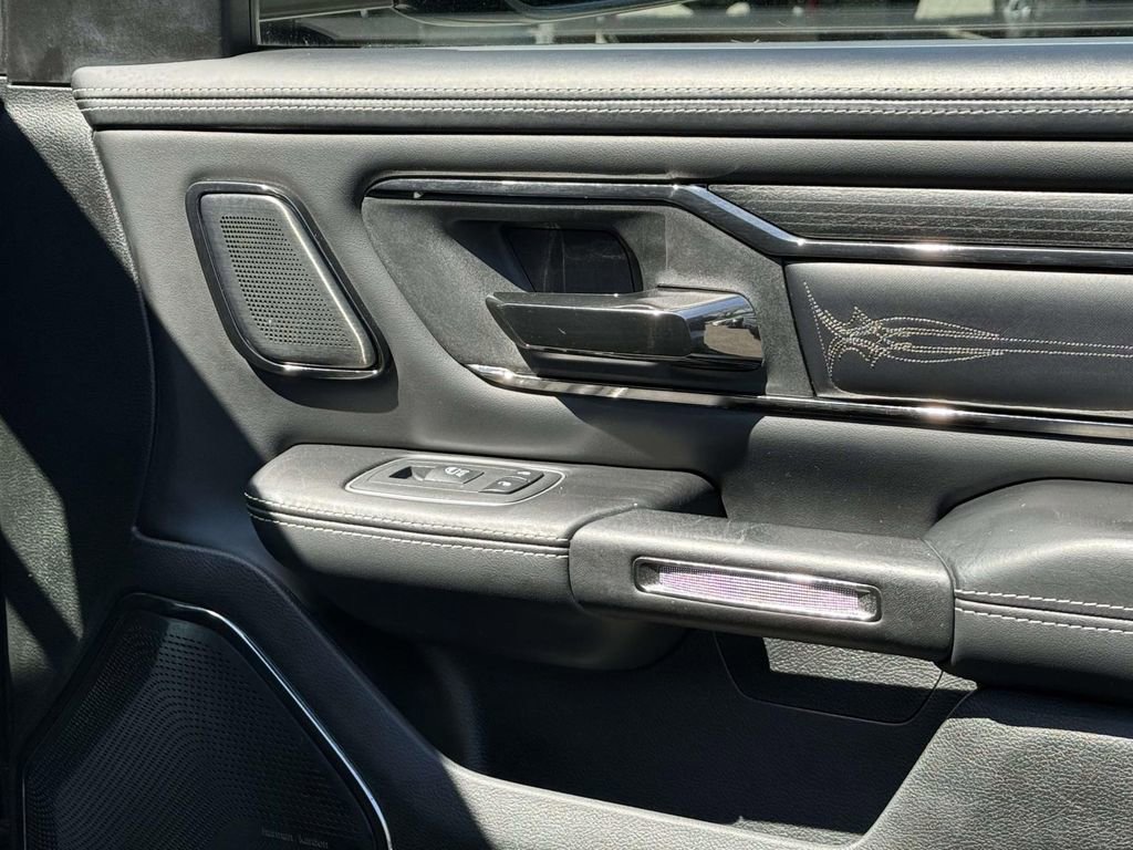 Used 2022 RAM 1500 Limited image 9