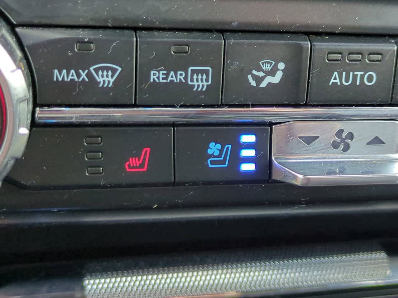 Used 2021 Ford F150 Lariat AWD/4WD image 22