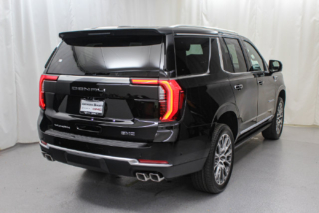 New 2027 GMC Yukon Denali w/ Denali Reserve Package AWD/4WD image 10