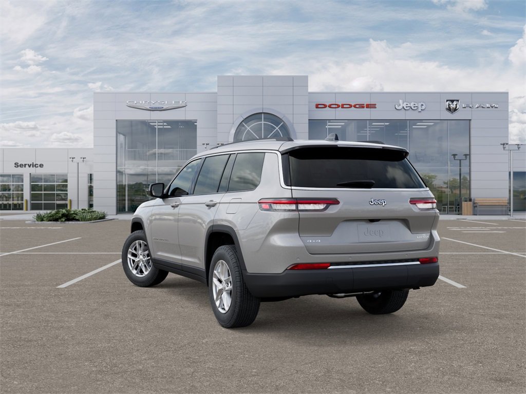 New 2025 Jeep Grand Cherokee L Laredo image 3