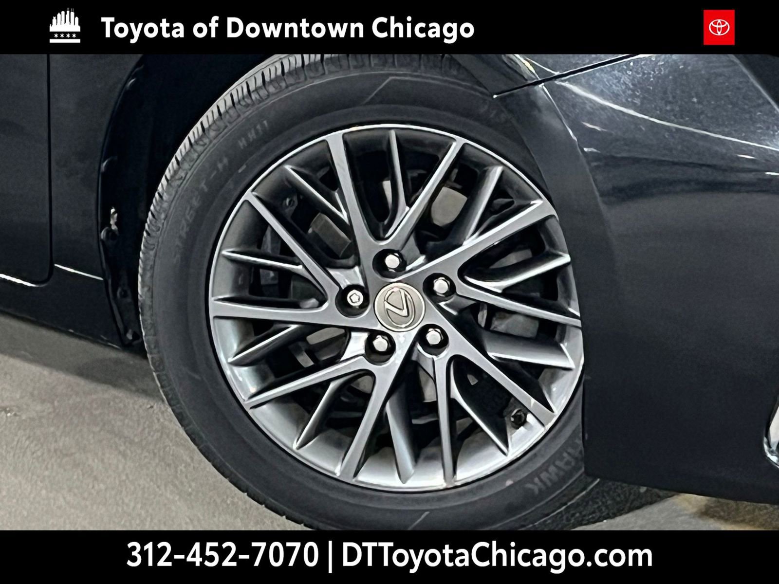Used 2018 Lexus ES 350 w/ Premier Package FWD image 2