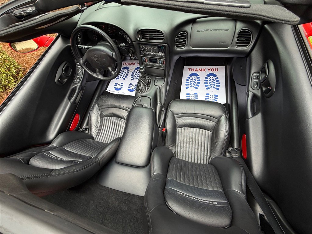 Used 2004 Chevrolet Corvette Coupe w/ Roof Package image 59