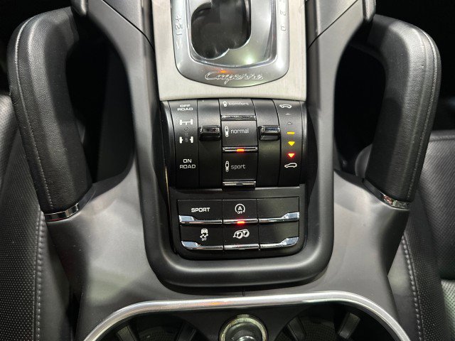 Used 2014 Porsche Cayenne GTS AWD/4WD image 59