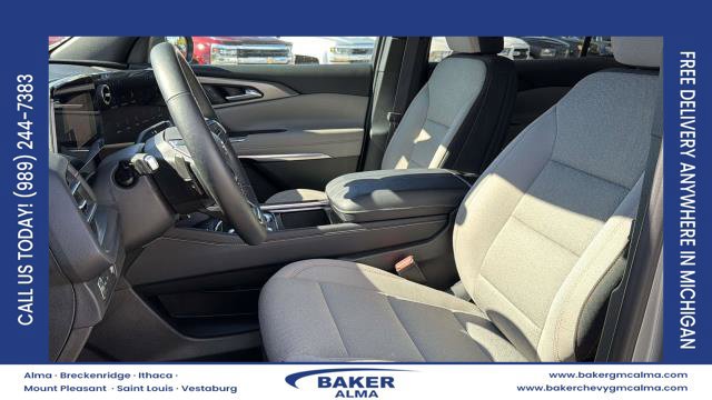 Certified 2026 Chevrolet Traverse LT w/ LPO, Floor Liner Package FWD image 6