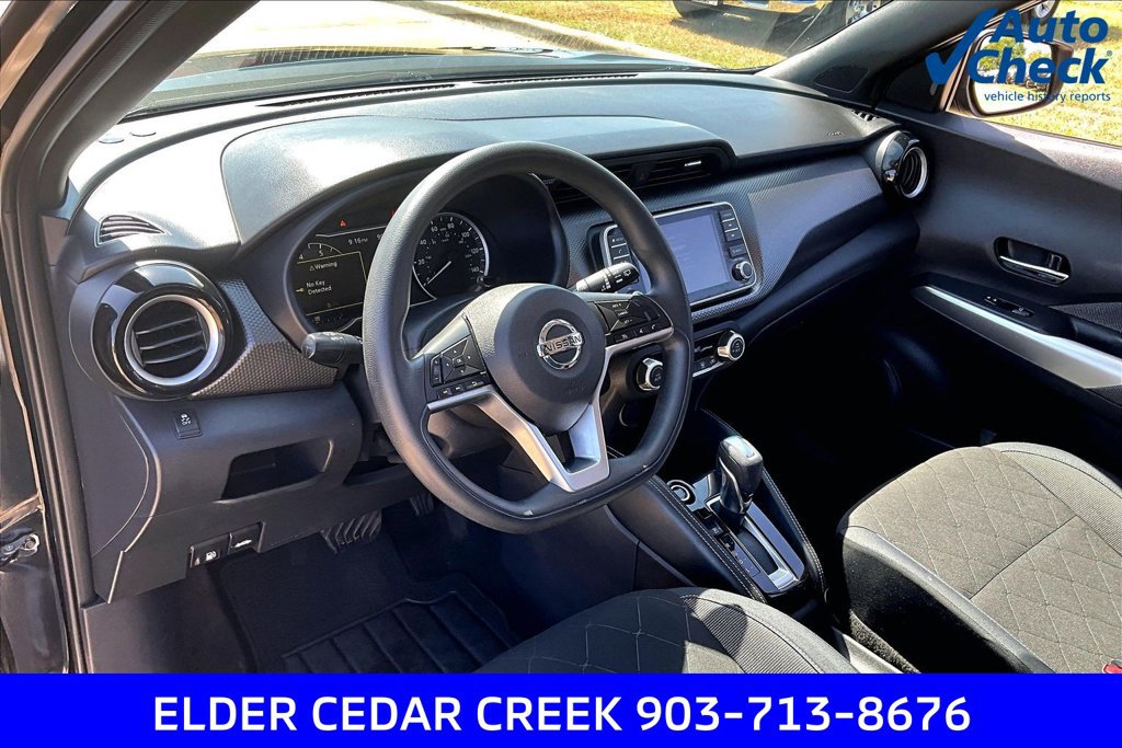 Used 2018 Nissan Kicks SV FWD image 15
