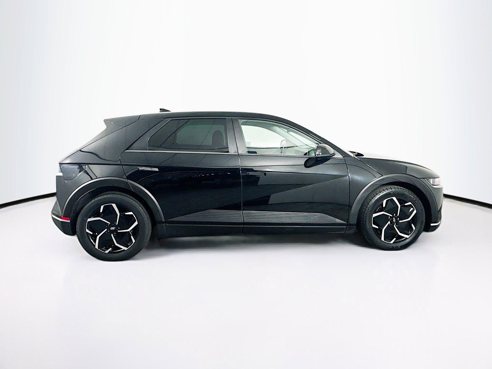 Used 2024 Hyundai Ioniq 5 SEL RWD image 10