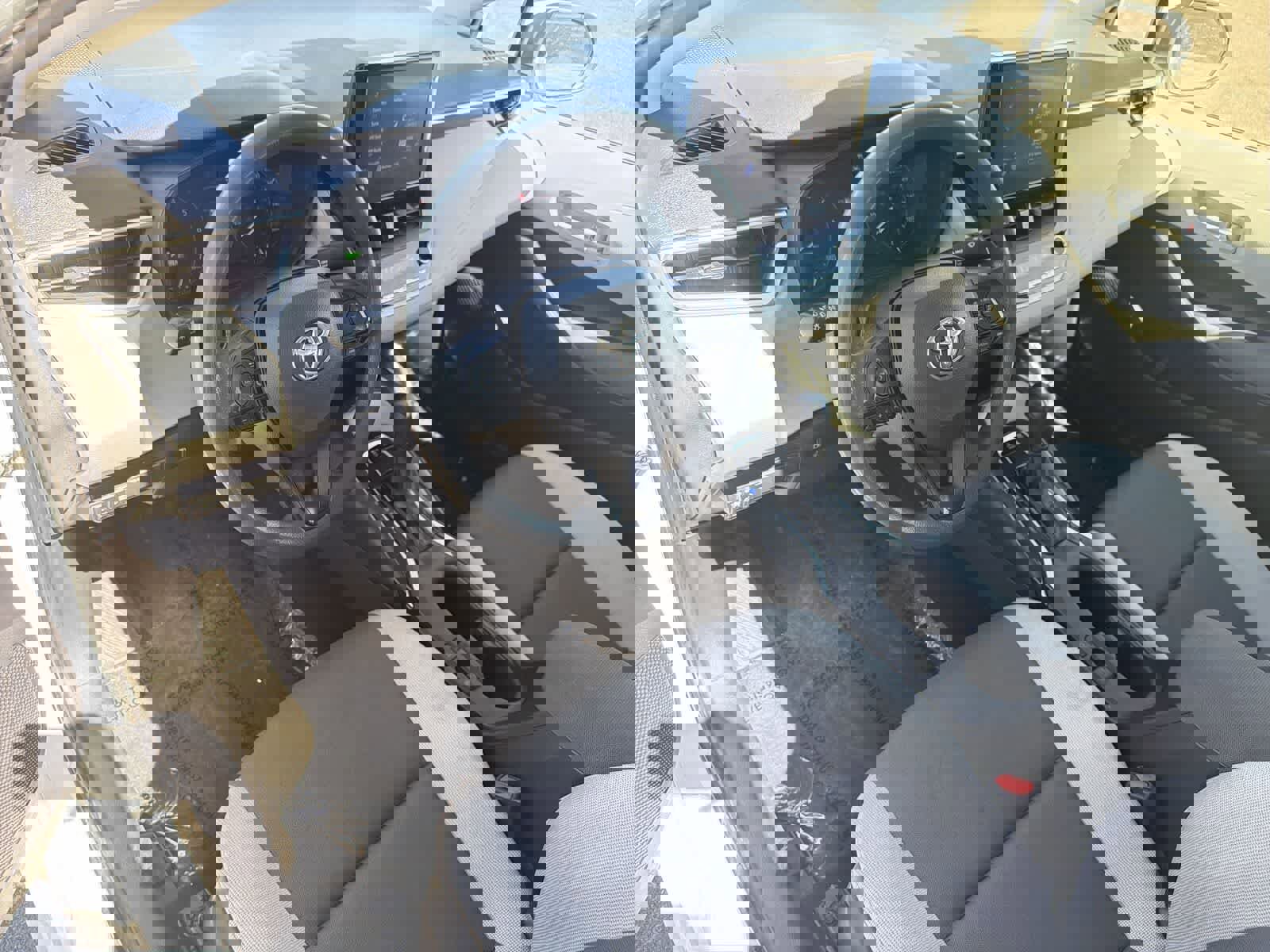 Used 2024 Toyota Corolla LE image 16